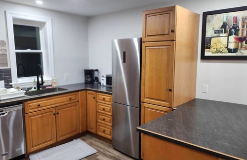 Cambridge House | Amazing home on a huge backyard right near downtown, costco, movie.Pet Friendly!
