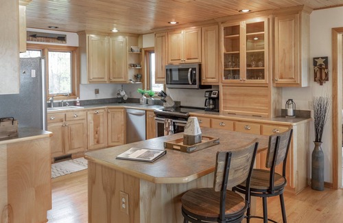 Aitkin House | Amazing Home on Pristine Fishing Lake by Aiktin & Cuyuna