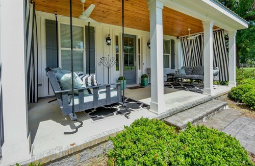 Tuscaloosa House | Amazing horse farm/venue right outside of Ttown!