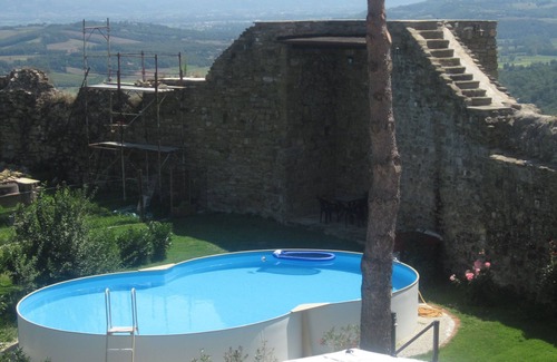 Anghiari House | Amazing House Within the Castle of Pianettole, Anghiari 30mins from AREZZO