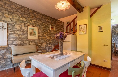 Monte Santa Maria Tiberina House | Amazing home in Monte S.Maria Tiberina