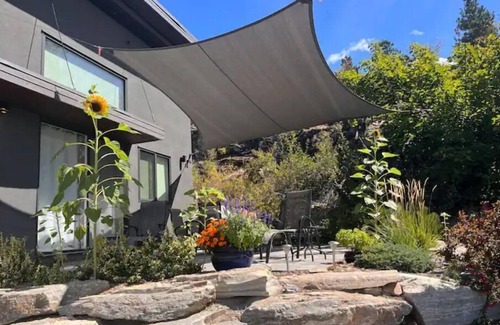 Okanagan-Similkameen House | Amazing Lake View - Relaxing Naramata Bench Home