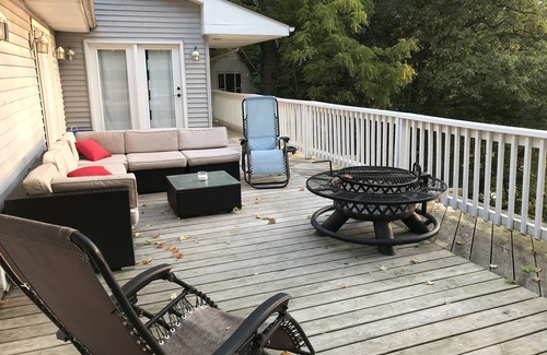 Monticello House | Amazing Lakefront House with all the Amenities!