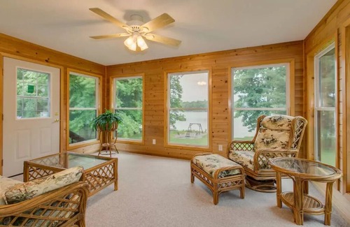 Deerwood House | Amazing Lakefront Property - Sleeps 13!