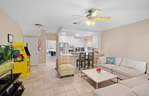Huntington Beach House | Amazing location partial ocean view w/AC steps to sand, main St. pier & shops.