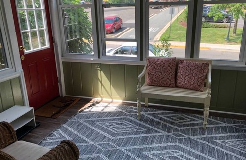 Hyattsville House | Amazing Location, 2700 sqft, 5-bedroom, Family-friendly, 1 Mile from DC