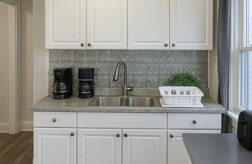 Logan Square Apartment | Amazing Location 3BR Gem in Logan Square w Parking