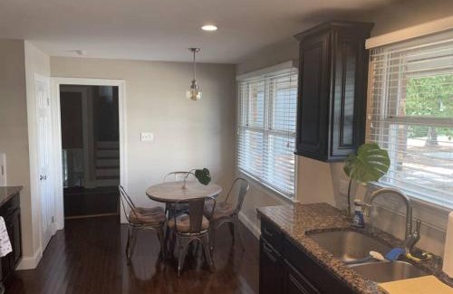 North Hills House | Amazing Location - Walk Across To North Hills