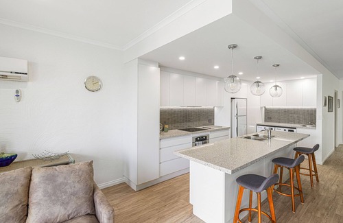 Port Lincoln House | Amazing Marina Apartment 5/14 Northpoint