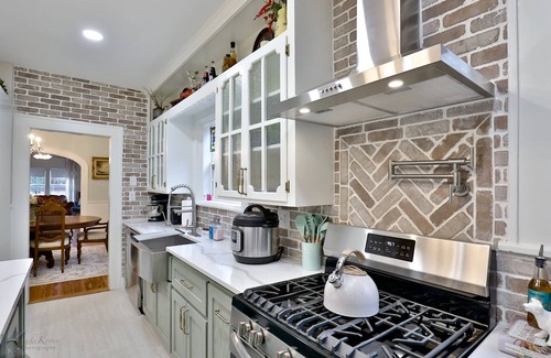 Elmwood Area House | Amazing outdoor deck & kitchen, large home, central to all of Abilene!