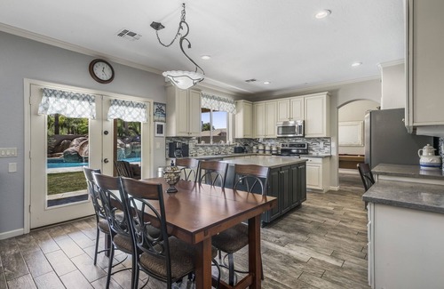 Windmill Ranch House | Amazing pool, arcade game and basktball game loft, pool table, 5 bedrooms