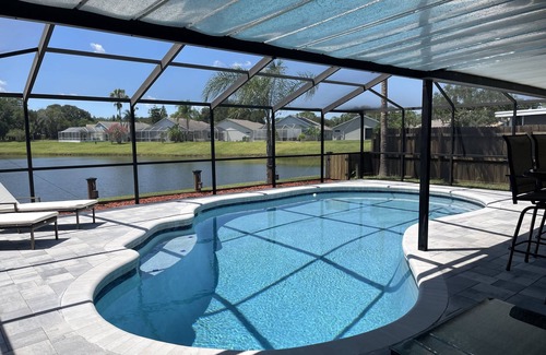 Providence Lakes House | Amazing Pool Oasis*15 min Downtown Tampa*Lake view
