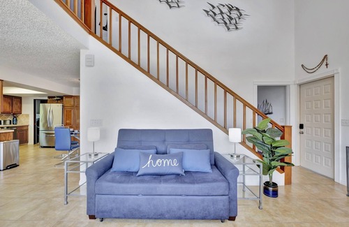Bearss Plaza House | Amazing Private Beach Home