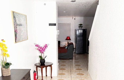 Wetmore Apartment | Amazing Private Experience in house with WiFi and AC in marvelous San Antonio