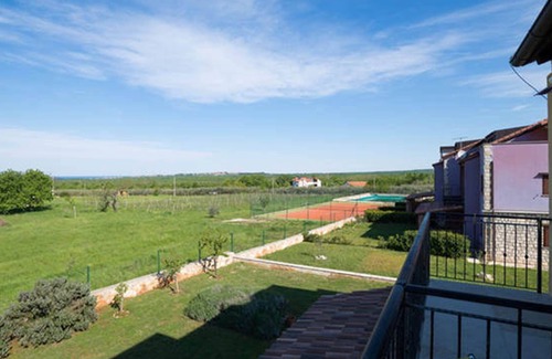 Gedici Apartment | Amazing sea view, residence with pool and tenis court! Just relax