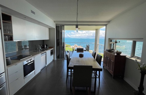 Townsville Villa | Amazing sea views capture the sea breezes located on beautiful Magnetic Island.