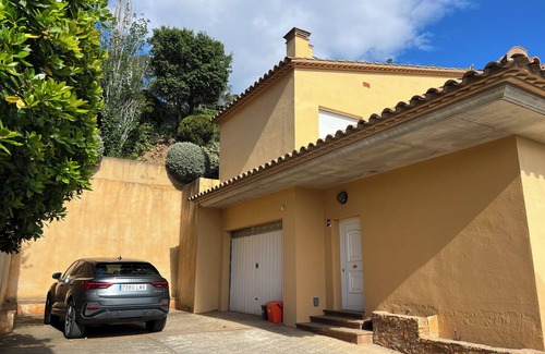 Sa Riera House | Amazing seaviews in a nice house with private pool- Begur