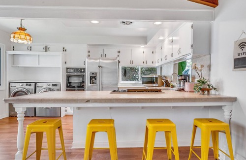 Gardena House | Amazing South Bay House Next to LAX, SOFI, Beaches - Gardena
