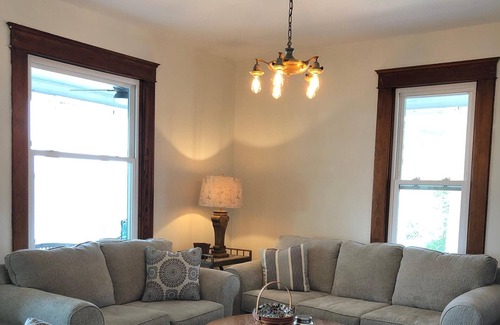Millersport House | Amazing Sunset Views, Summer Lakefront Getaway