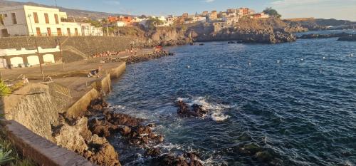 Alcala Apartment | Amazing two rooms in Alcalá next to the beach