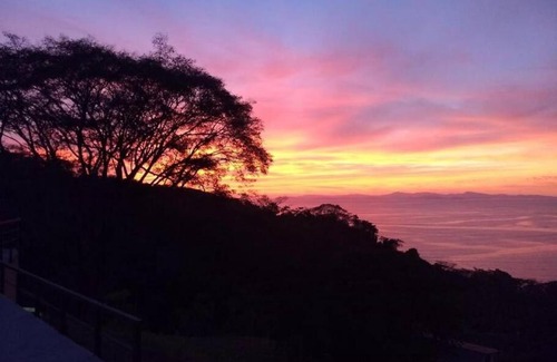 Tarcoles House | Amazing View in Brand New House!