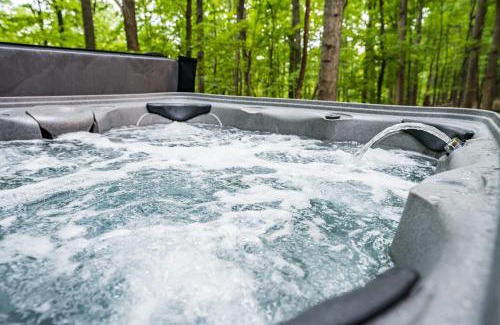 Great Cacapon House | Amazing Views, Hot Tub, WiFi, Deck, & Fire Pit!