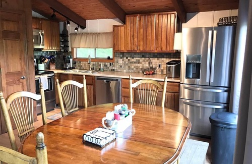 Flat Hollow Marina House | AMAZING views, Lakefront home with private boat dock in Flat Hollow