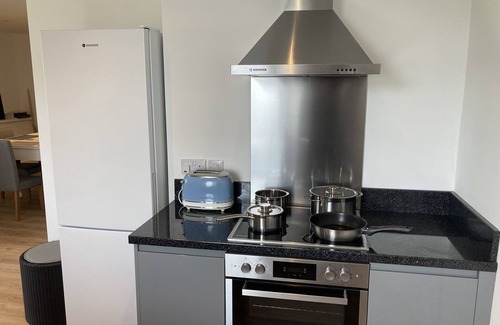 Wormit Apartment | Amazing Views over the River Tay. 10 miles to St Andrews.