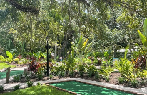 River Ranch RV Rental | Amazing Waterfront Site at River Ranch RV Resort