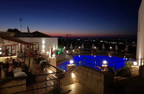 Piskopiano Apartment | Amazones Village Suites