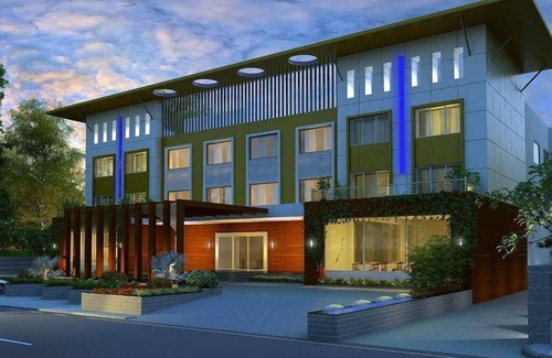 Gandhidham Hotel | Ambar Sarovar Portico