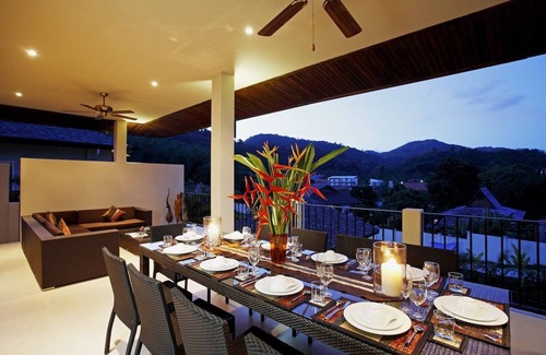 Rawai Villa | Amber: 7 B/Rms, Private Pool: Sleeps 18