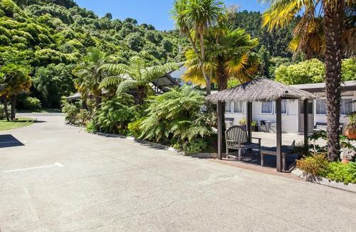 Whakatane Hotel | Amber Court Motel