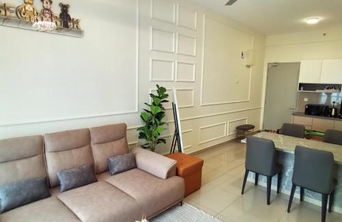 Malacca City Apartment | Amber Cove Seaview I MUJI 2BR I Game Room I 3-9pax
