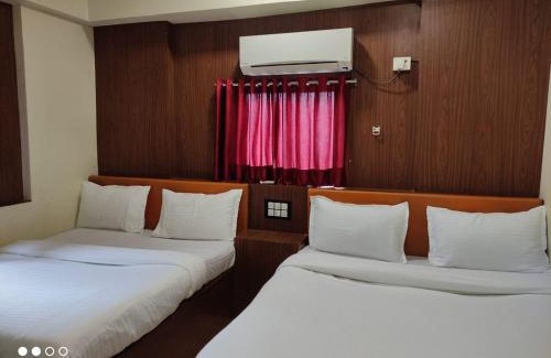 Vile Parle West Hotel | Amber Guest House