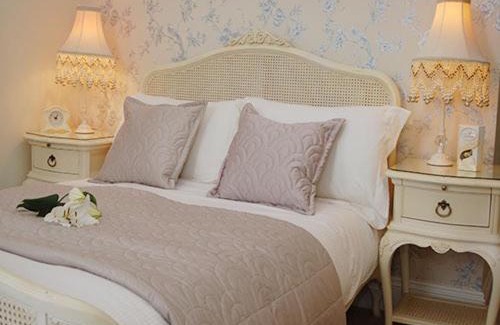 Roundham House | amber house hotel