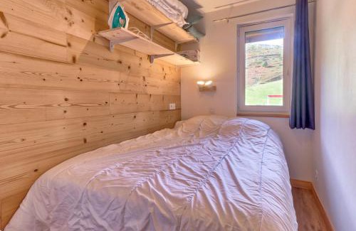Genos Apartment | Ambiance chalet pour 4 - 80m des pistes