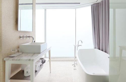 Zhongshan Hotel | Ambience Hotel Taipei