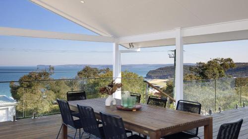 Killcare Heights House | 'Ambleside By The Sea' by Accom Holidays