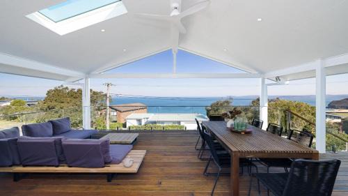 Killcare Heights House | 'Ambleside By The Sea' by Accom Holidays