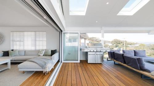 Killcare Heights House | 'Ambleside By The Sea' by Accom Holidays