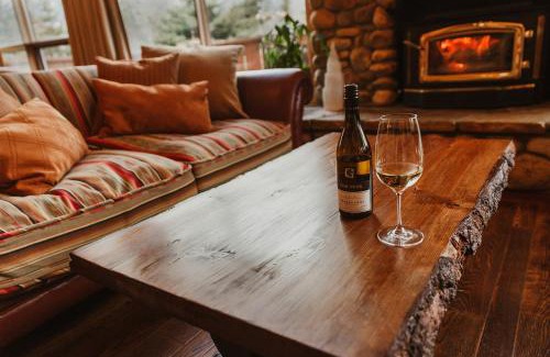Canmore Bed & Breakfast | Ambleside Lodge Bed & Breakfast