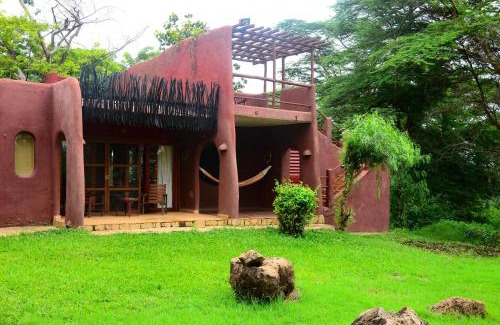 Amboseli Hotel | Amboseli Serena Safari Lodge
