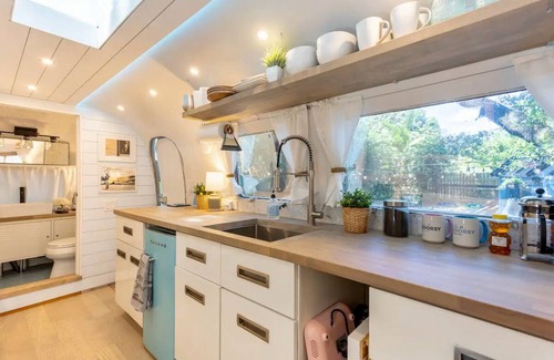 Ballast Point House | Amelia Airstream · Airstream Farm Stay Evolved Retreat Experience
