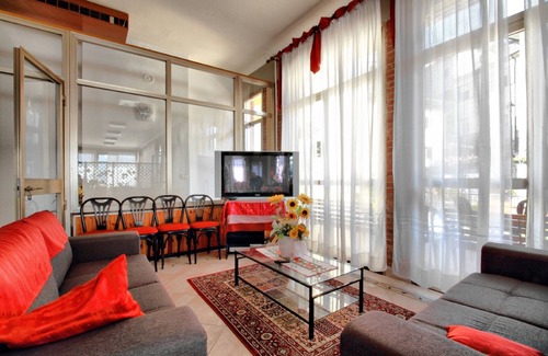 Momigno Hotel | Amelia Dream View