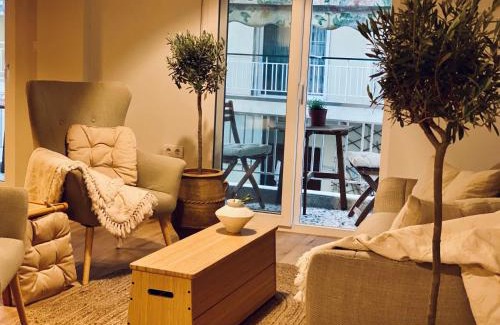 Kavala Apartment | Amelia`s Unplugged