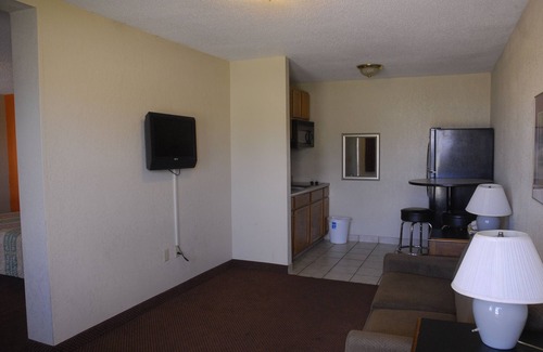 Emporia Hotel | America's Best Inns & Suites