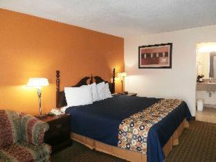 Newnan Hotel | America's Best Value Inn Newnan