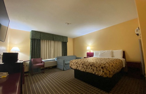 Stewartville Hotel | America's Stay Inn Stewartville