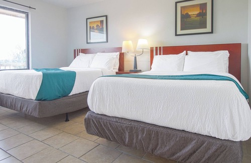 Perry Hotel | American Best Inn By OYO I-35 Perry near Lake McMurtry